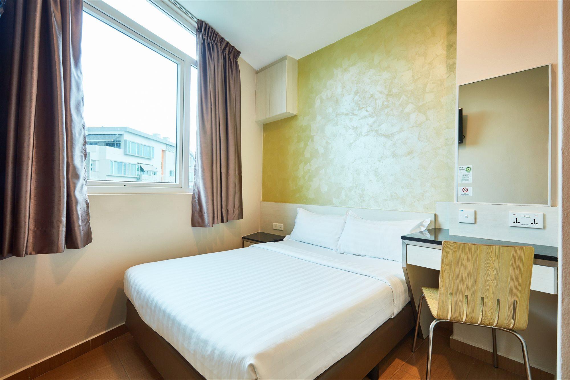 Ibis Budget Singapore West Coast Exterior foto